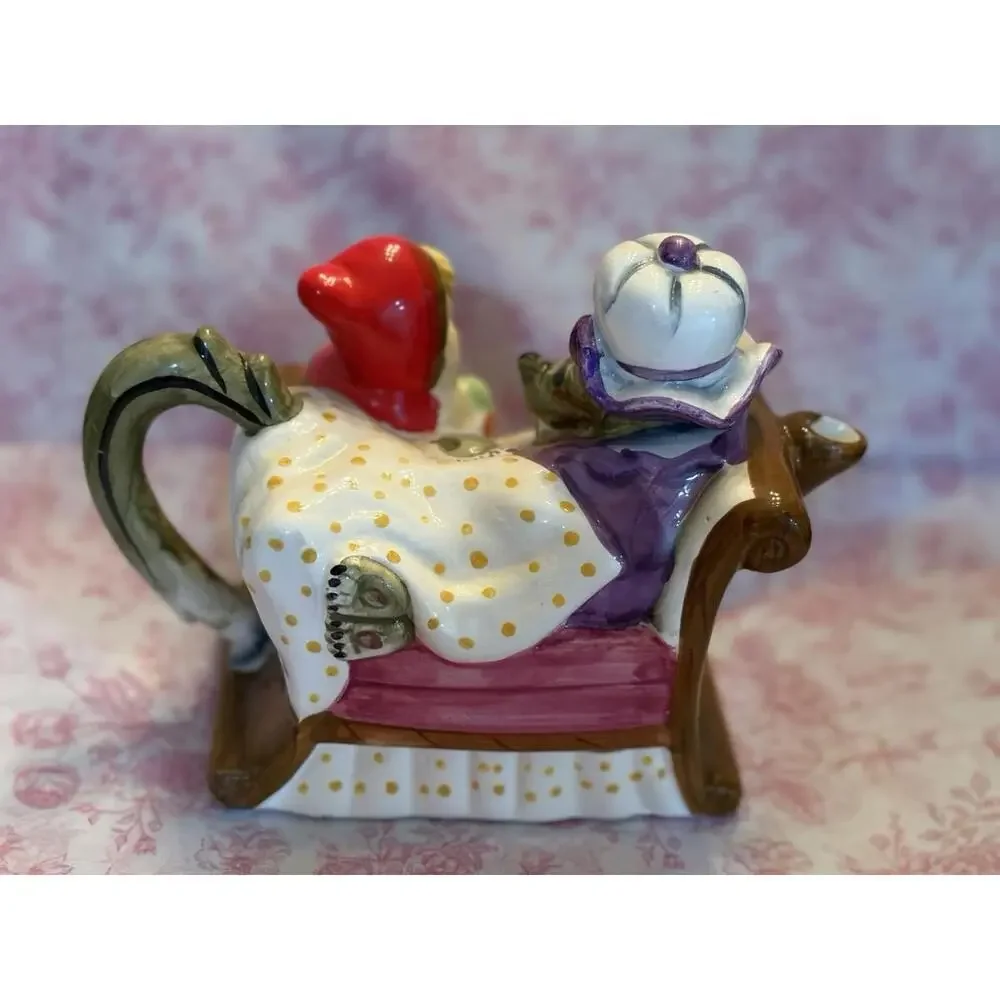 Vintage Little Red‎ Riding Hood & Big Bad Wolf Teapot – Ceramic Storybook
